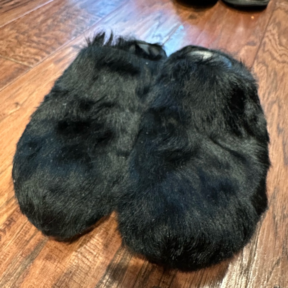 Marni Black Furry Clogs